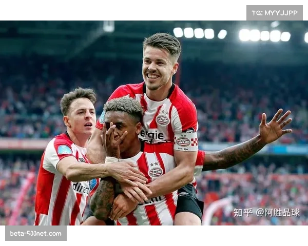 埃因霍温对阵阿贾克斯一役 定位球成决定性因素