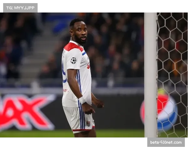 霍尔防守能力获认可 埃弗顿新援后卫帮助球队完成关键任务